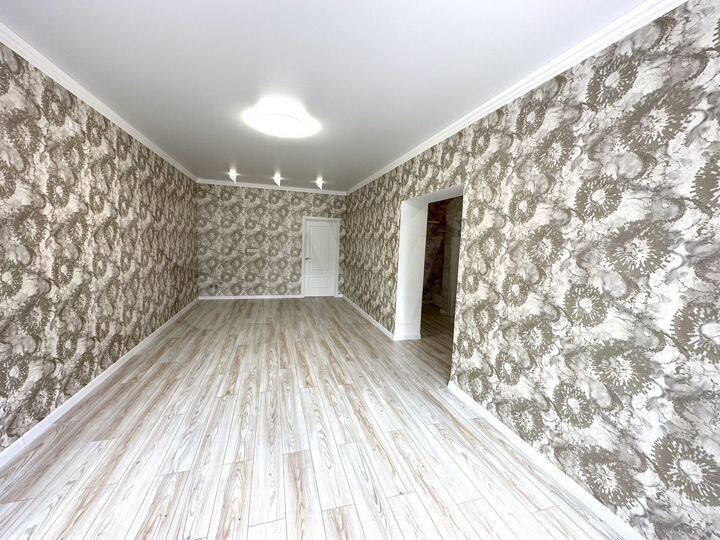 Дом 165 м² на участке 4 сот.