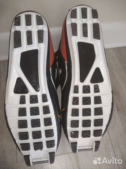 Лыжные ботинки классические rossignol