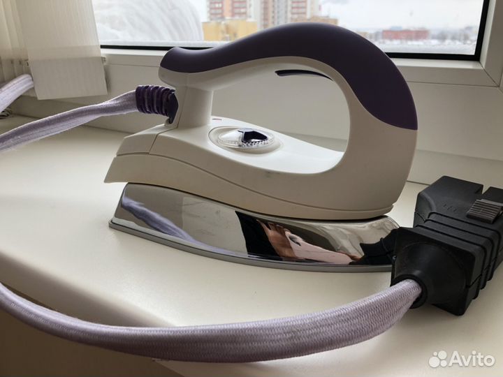 Парогенератор Sofia с утюгом и насадками