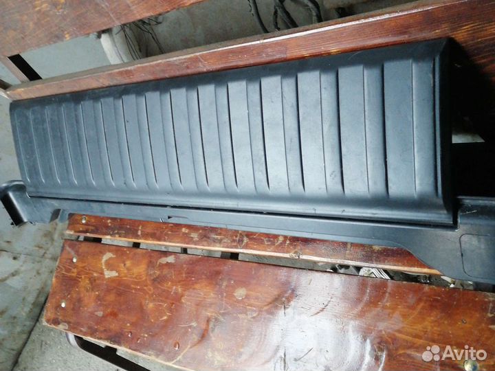 Накладка багажного борта BMW X5 E70