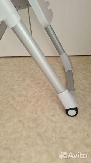 Стульчик для кормления joie mimzy