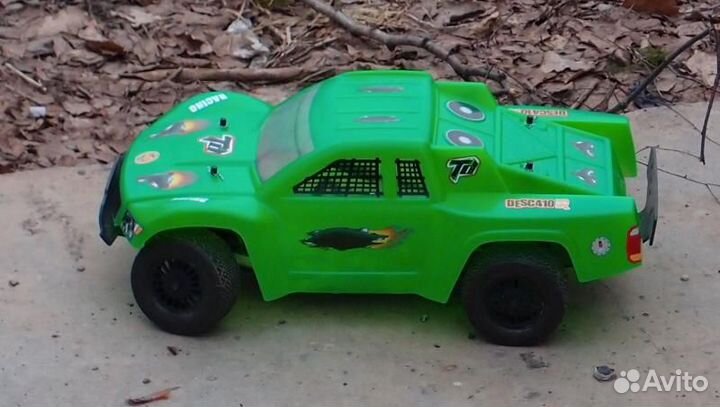 Радиоуправляемая модель Team Durango desc410R