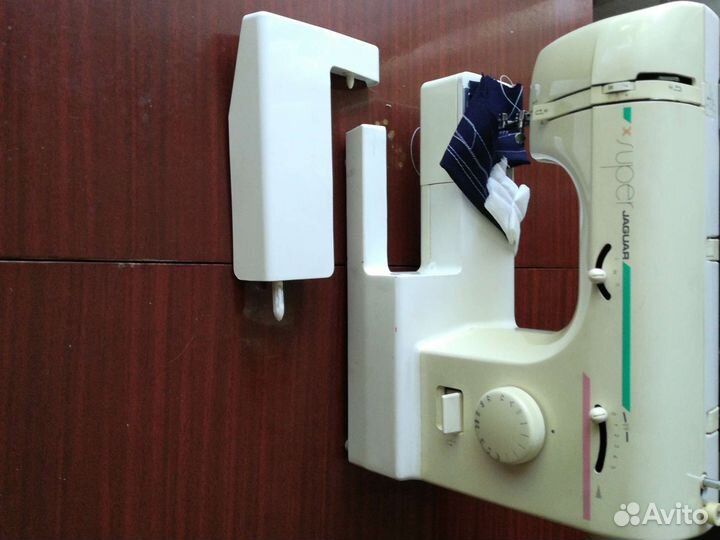 Швейная машинка jaguar model 415