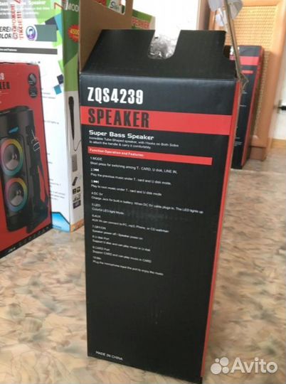 Портативная колонка с микрофоном