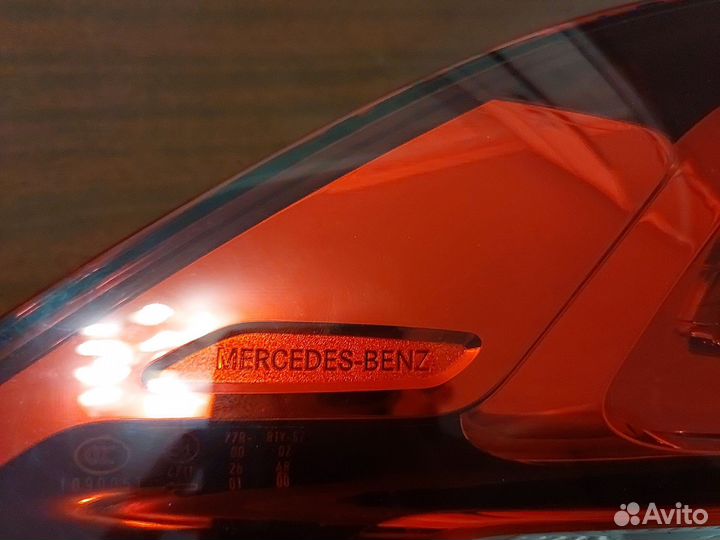 Задний левый наружний фонарь GLE 167 А 1679063104