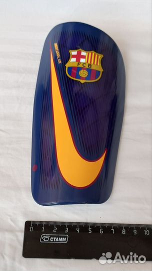 Щитки футбольные nike