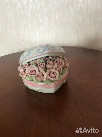 Шкатулка роз