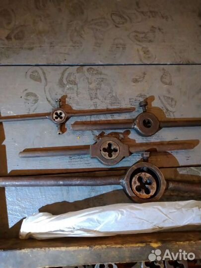 Метчики и плашки СССР