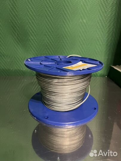 Трос металлический 3 мм в оплетке