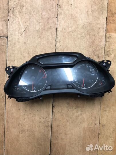 Панель приборов Audi A4 B8 2.0 caga caha