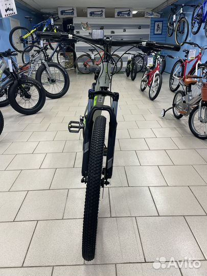 Горный велосипед Trinx m500