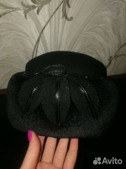 Женская шапка из фетра