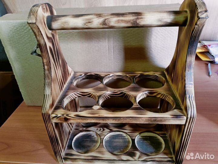 Деревянный ящик для бутылок