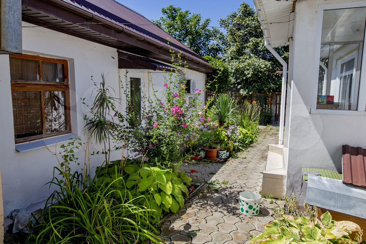 Дом 30 м² на участке 2 сот.