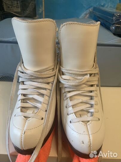 Коньки фигурные gap