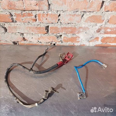 Плюсовая / минусовая клемма аккумулятора Sportage