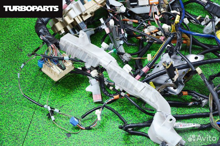 Коса автомобиля Toyota Chaser GX100 1GFE 1998