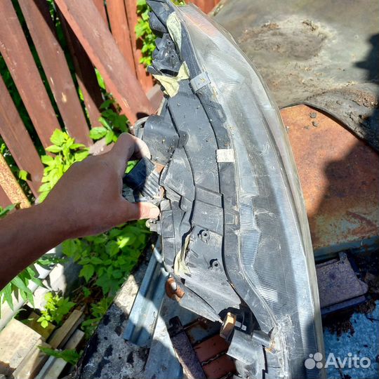 Lancer 10 фара левая