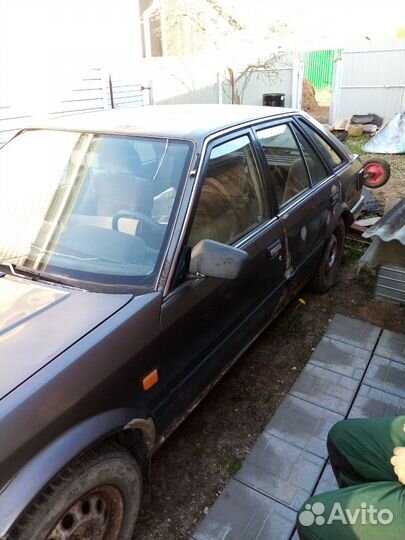 Nissan Bluebird 2.0 МТ, 1986, 300 000 км