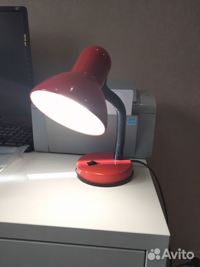 Лампа настольная