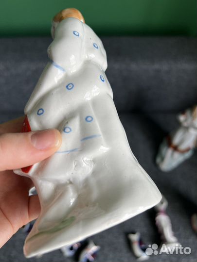 Фарфоровые статуэтки