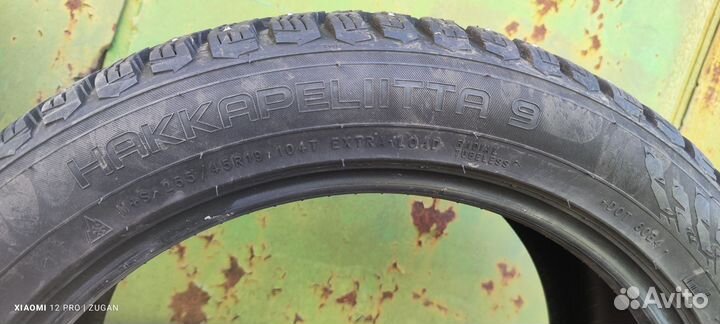 Nokian Tyres Hakkapeliitta 9 255/45 R19