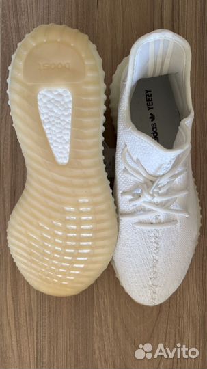 Кроссовки adidas x Yeezy Boost 350 v2