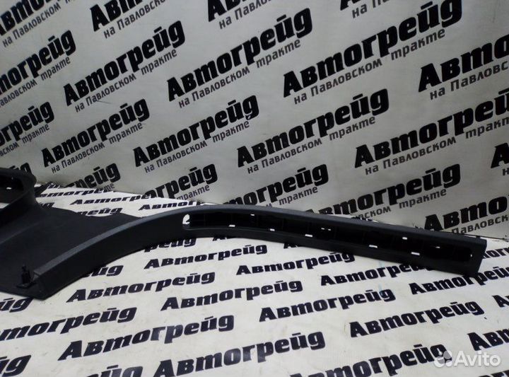 Накладка на порог левая Volkswagen Touareg 7LA BMV