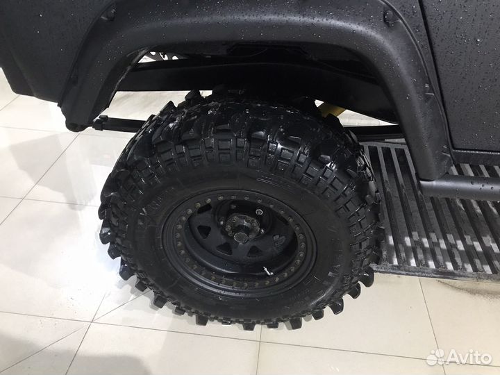 Silverstone MT-117 Sport 11.5/75 R16C