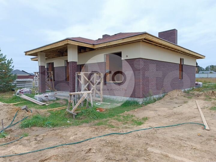 Дом 117,7 м² на участке 9,5 сот.