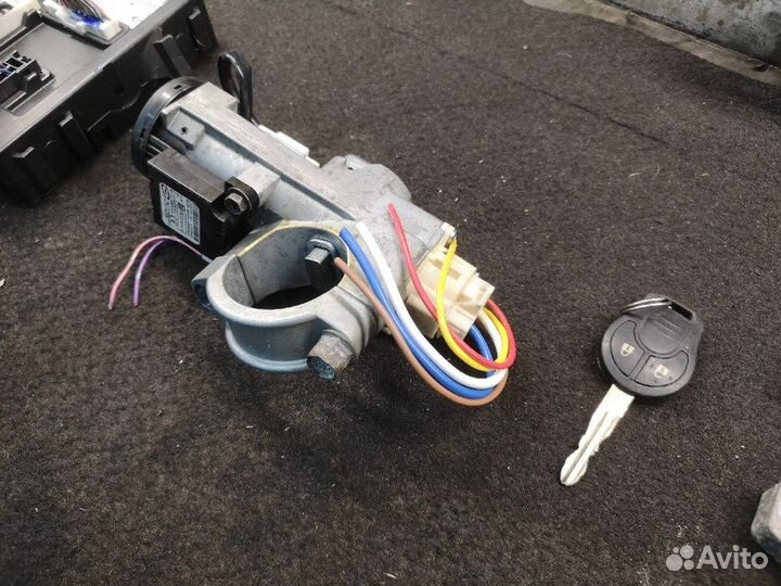 Блок управления двс, иммо Ниссан Жук 1.6 турбо