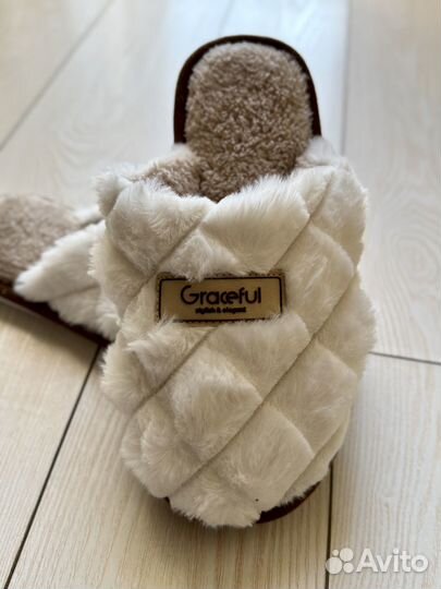 Женские домашние тапочки