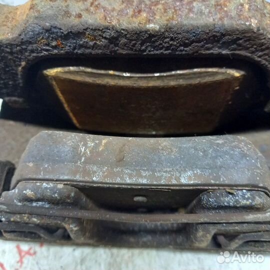 Суппорт тормозной передний правый Audi A3 8L AQA