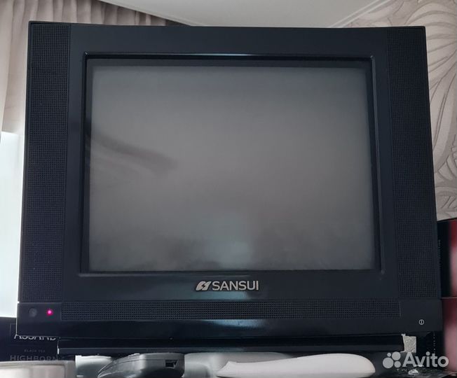 Телевизор, рабочий, экран 22 на 29 см