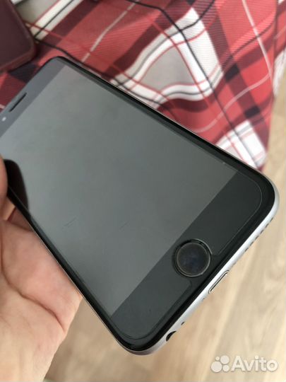 iPhone 6S, 16 ГБ