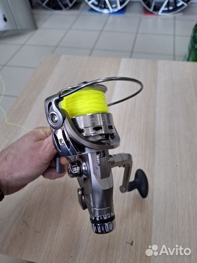 Катушка карповая с байтранером 6000