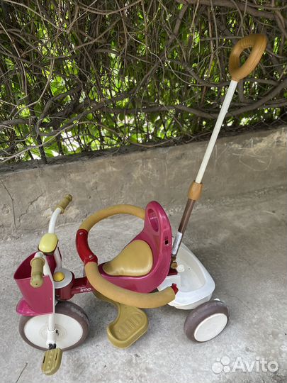 Трехколесный велосипед с родительской ручкой