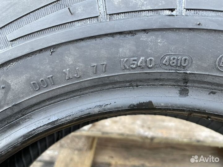 Pirelli Chrono 215/75 R16C