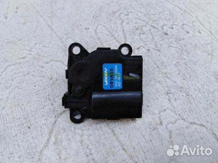 Моторчик заслонки печки