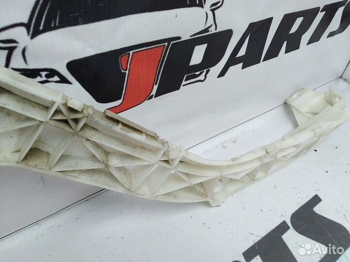 Кронштейн заднего бампера Mazda 3 BK