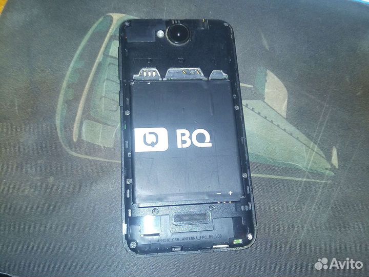 Телефон BQ