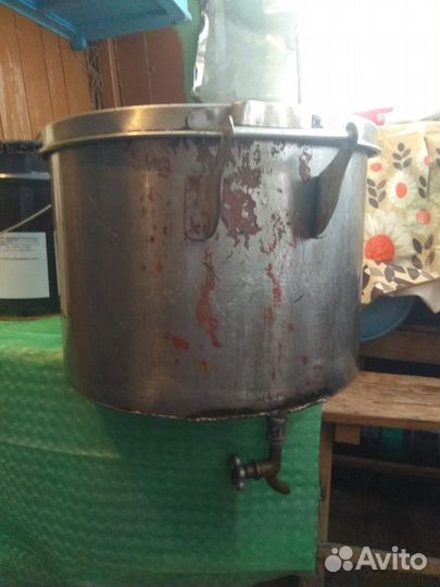 Баки нержавейка Есть с краном