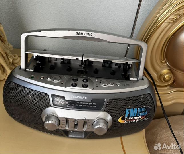 Двухкассетная магнитола Samsung