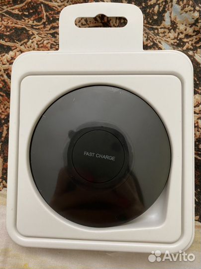 Беспроводная зарядка для iPhone/Samsung