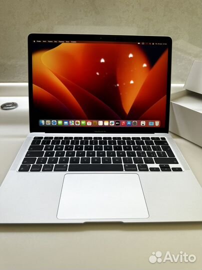 Apple MacBook air 13 m1 8 256