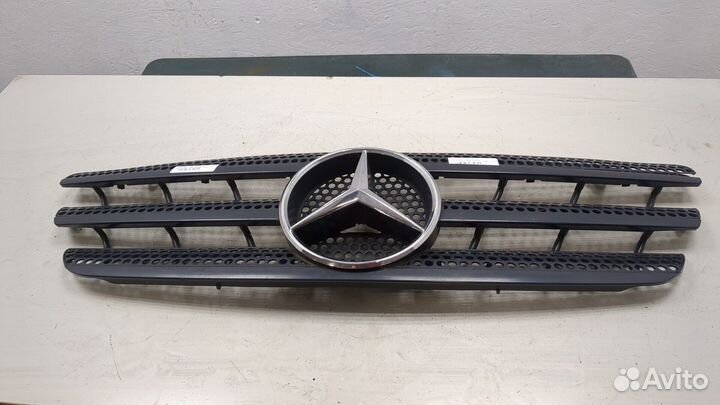 Решетка радиатора Mercedes ML W163, 2004