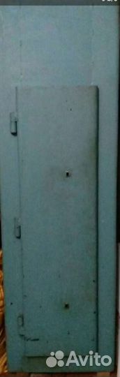 Сейф металлический