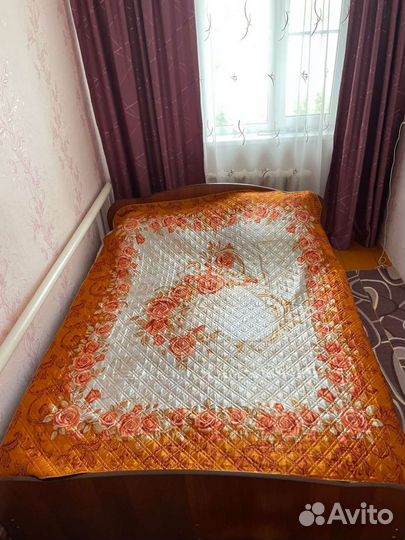 Кровать с матрасом 160*200