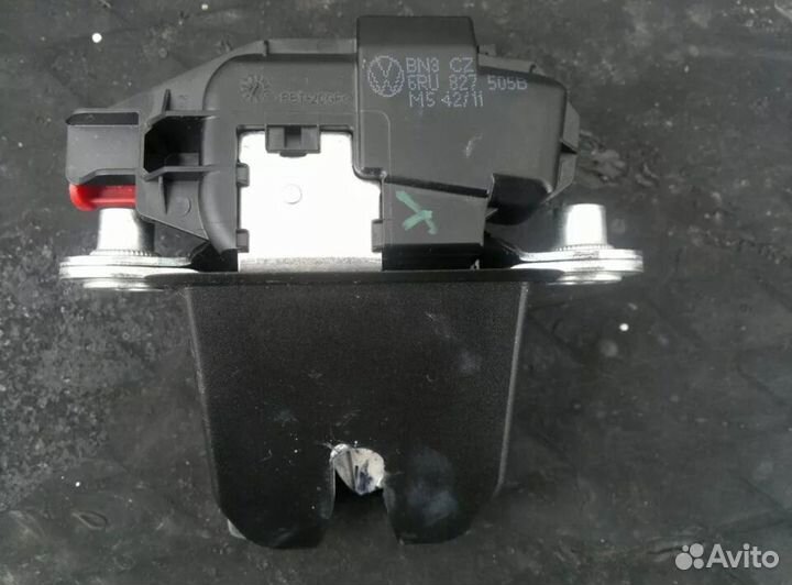 Замок багажника volkswagen polo