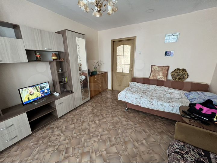 2-к. квартира, 46 м², 1/2 эт.